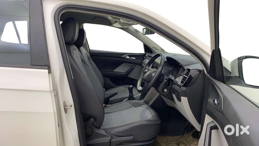 Skoda Kushaq 1.0 Tsi Ambition, 2021, Petrol