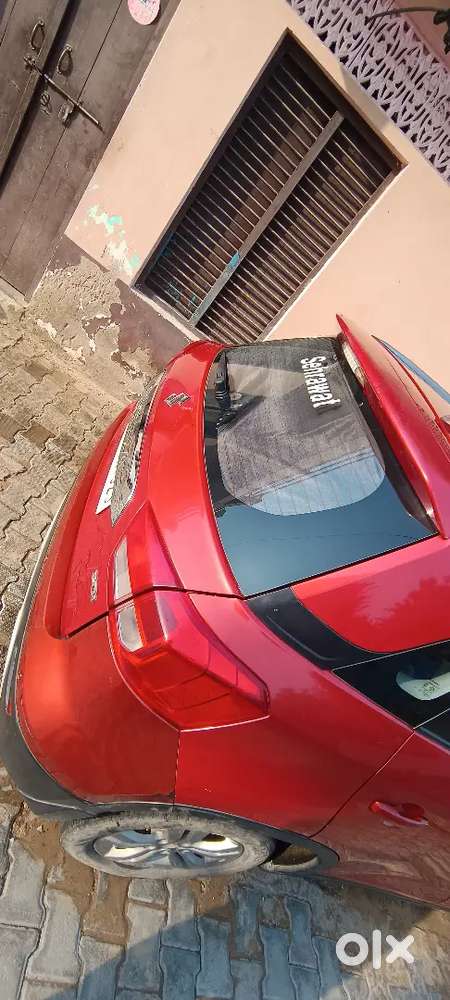 Maruti Suzuki Brezza 2017 November