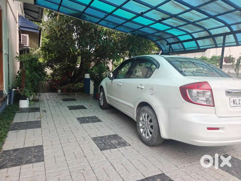 Maruti Suzuki Sx4 Zxi 2011 With Low Km