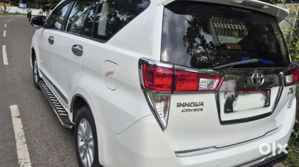 Toyota Innova Crysta 2016 Petrol 55000 Km Driven