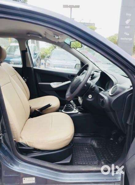 Ford Figo, 2012, Petrol