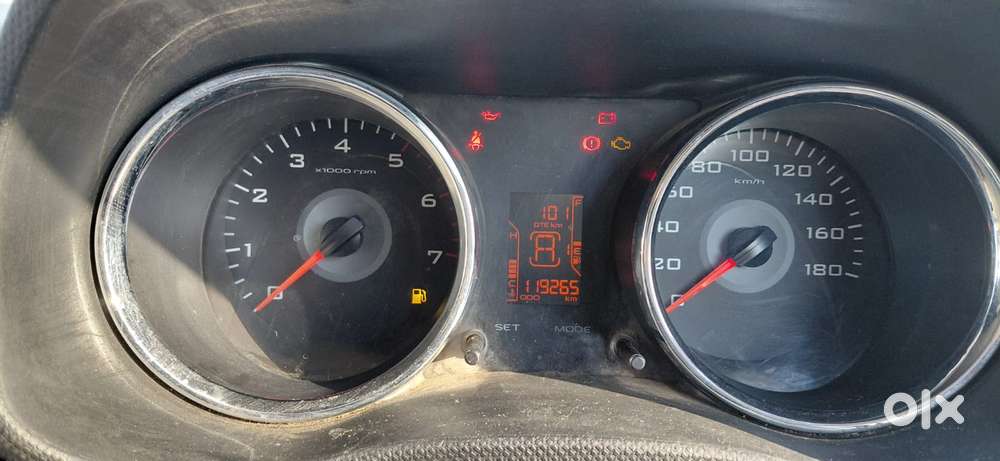 Mahindra Tuv 300 Plus P8, 2017, Diesel