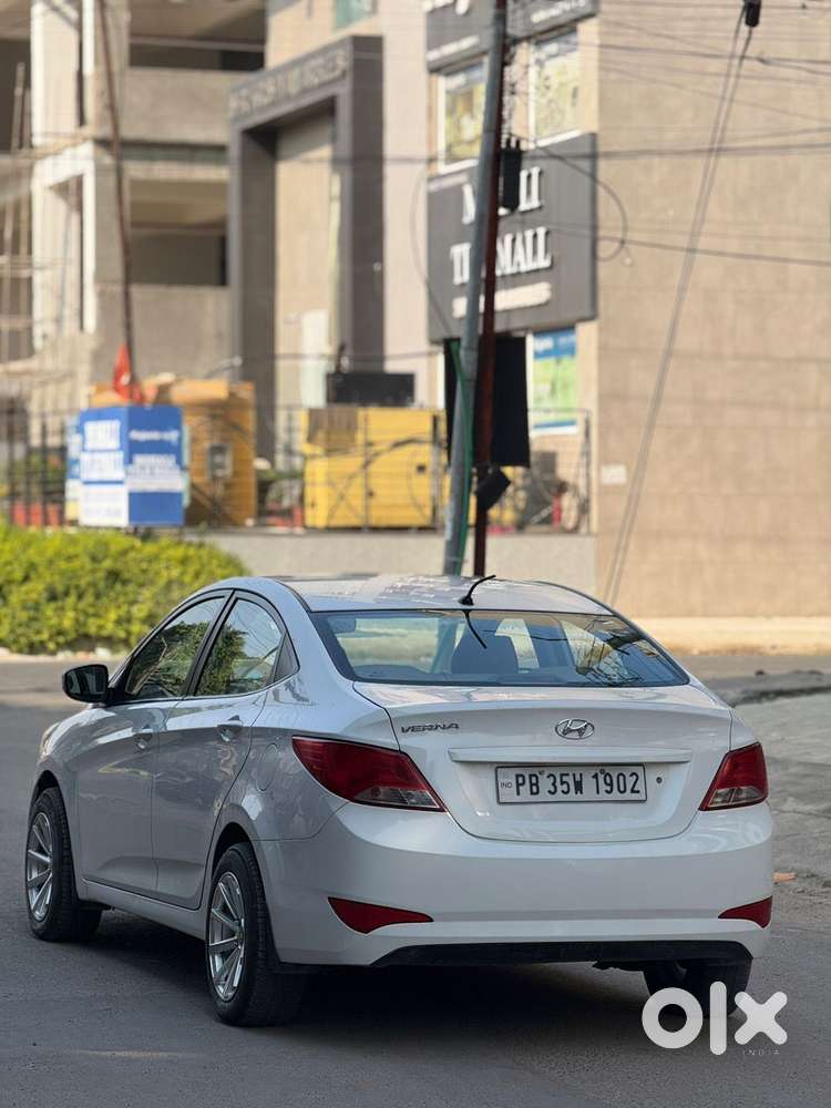 Hyundai Verna Ex 1.5 Petrol Mt, 2015, Petrol