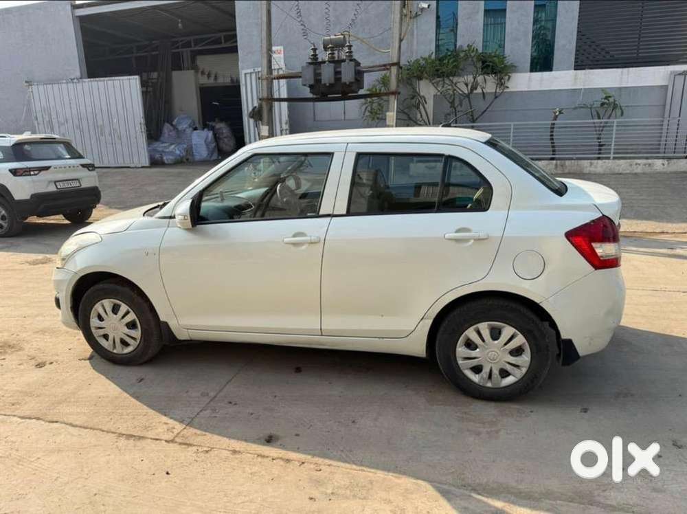 Maruti Suzuki Swift Dzire Patrol + Cng