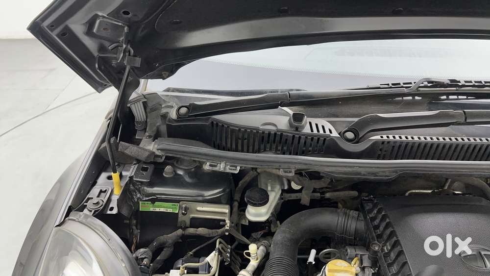Tata Nexon 1.2 Revotron Xm, 2018, Petrol