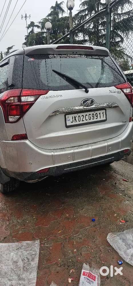 Mahindra Xuv500 2018 Diesel 90000 Km Driven