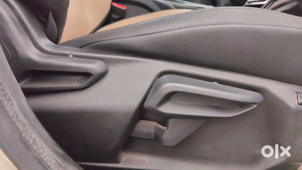 Tata Nexon 1.2 Revotron Xz Plus Premium, 2022, Petrol