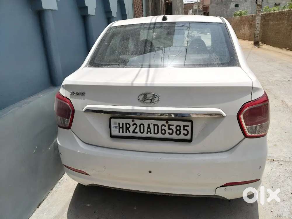 Hyundai Xcent Diesel Manual 2014 With 70720 Km