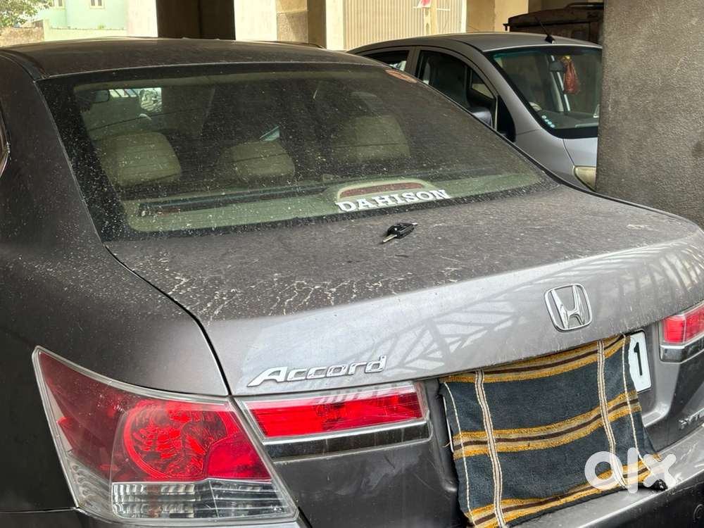 Honda Accord Cng & Hybrids 114000 Km Driven