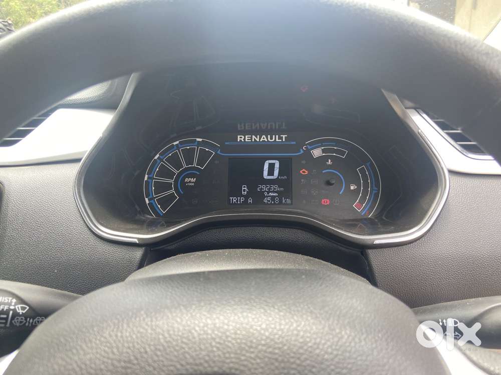 Renault Triber Rxz, 2022, Petrol