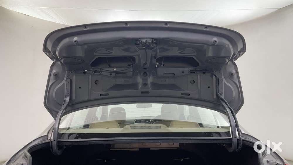 Maruti Suzuki Ciaz 2014-2017 At Zxi, 2016, Petrol