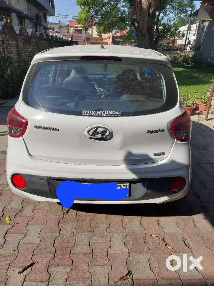 Sparingly Driven Grand I10 Sportz