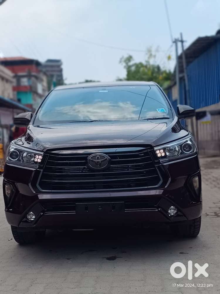 Toyota Innova Crysta Diesel 2016