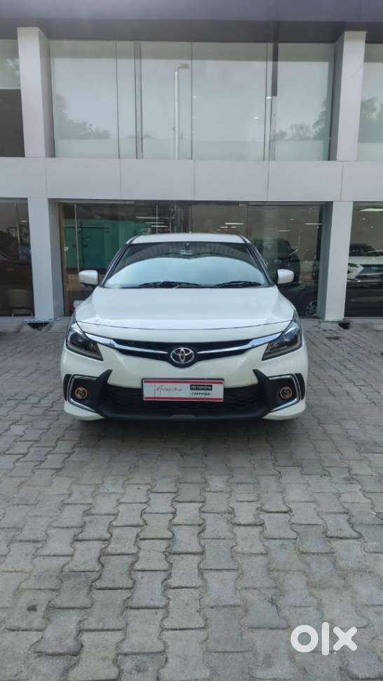Toyota Glanza 1.2 V Amt, 2024, Petrol