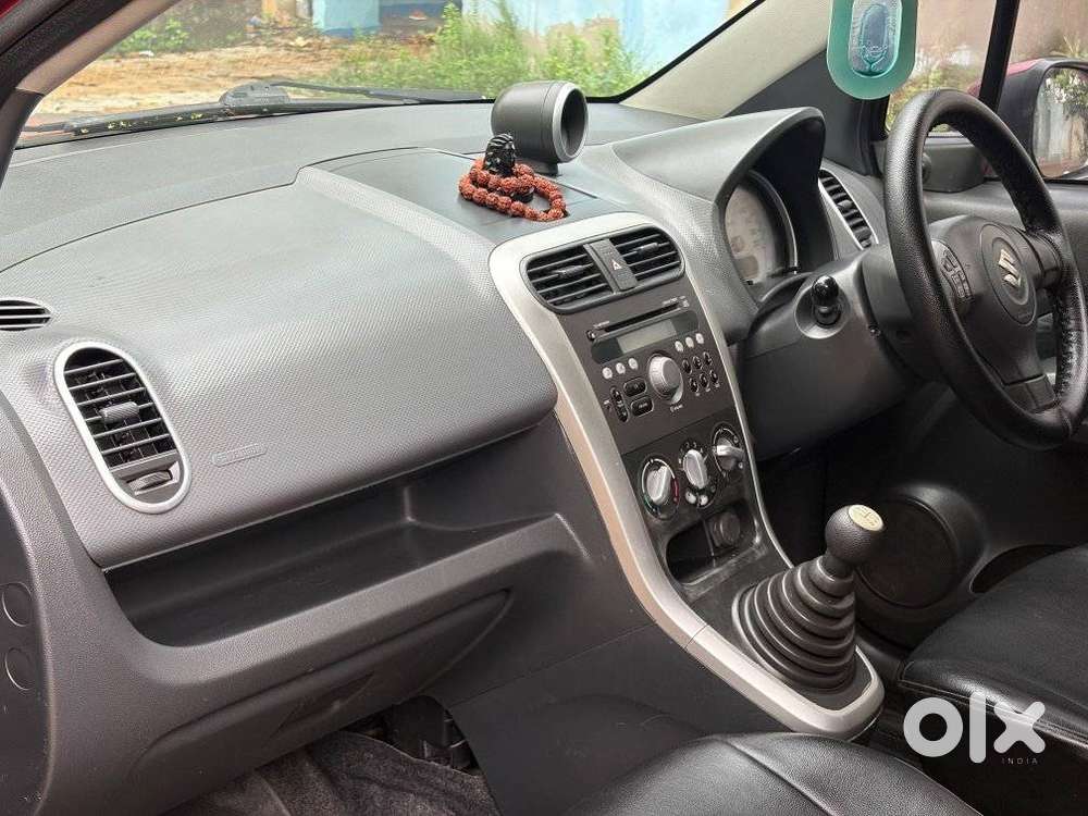 Maruti Suzuki Ritz Zxi Abs, 2011, Petrol