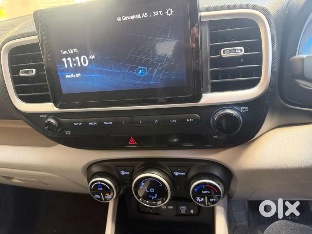 Hyundai Venue Sx 2023 Petrol Manual