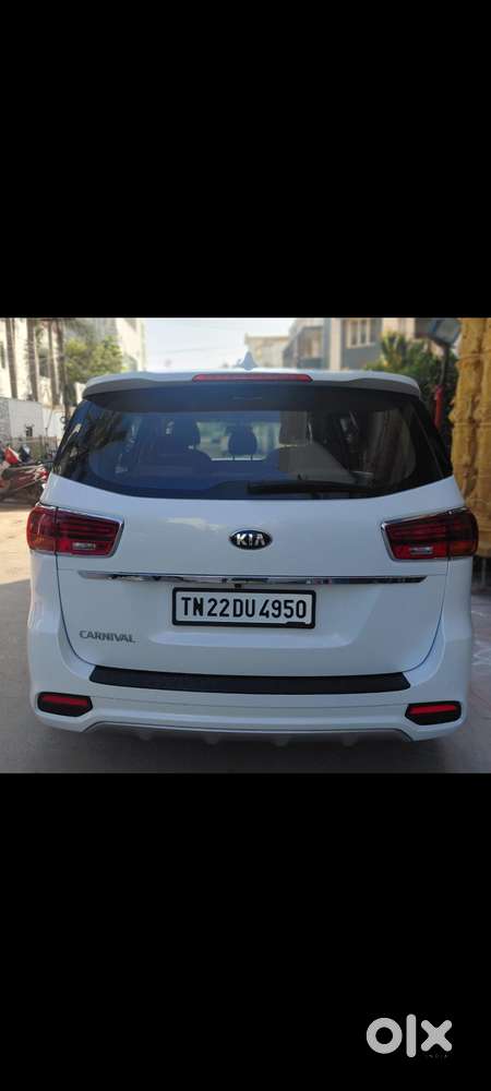 Kia Carnival Premium, 2021, Diesel