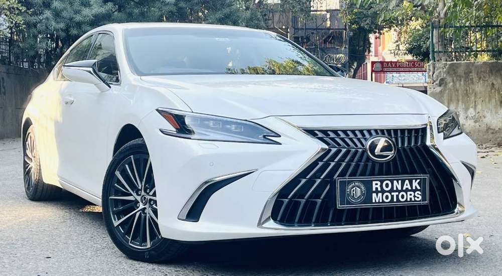 Lexus Es 300h Luxury, 2025, Petrol