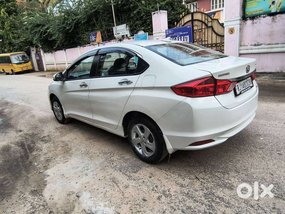Honda City V Petrol Cvt, 2016, Petrol