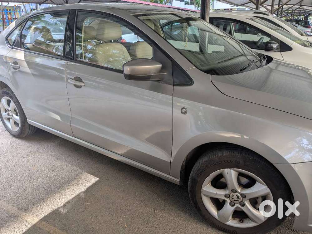 Sparingly Used - Single Owner Skoda Rapid Petrol (only 53k Kms)