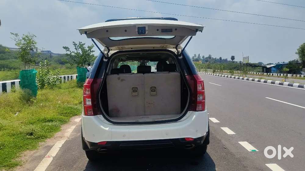 Mahindra Xuv500 2.2 W10 2017