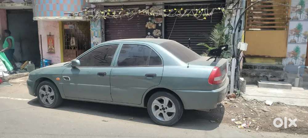 Mitsubishi Lancer Glxd Diesel 2000