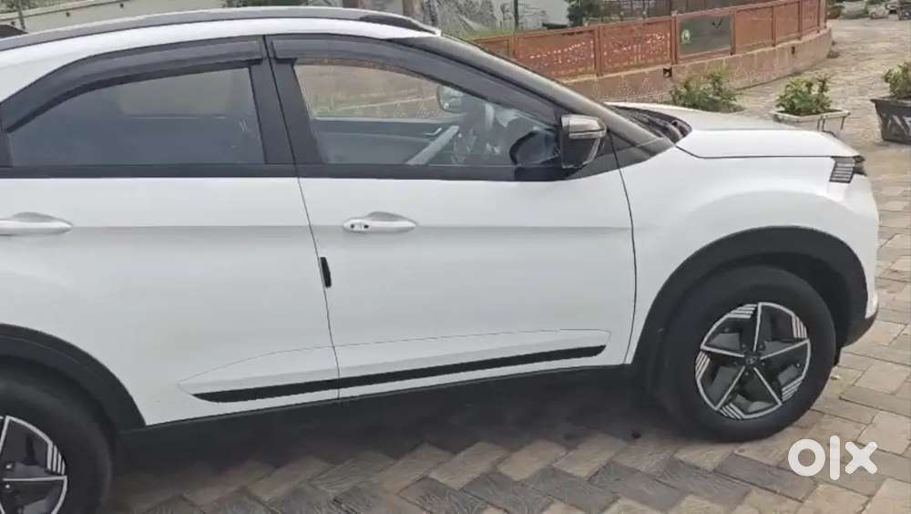 Selling My Tata Nexon, 1st Owner , 2nd Generation. Creative + S