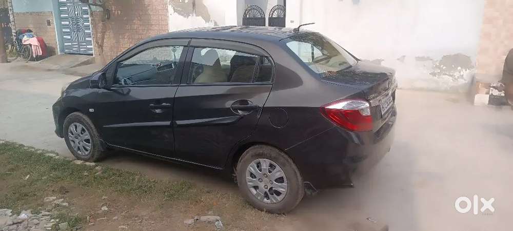 Honda Amaze 2017 Cng & Hybrids Well Maintained