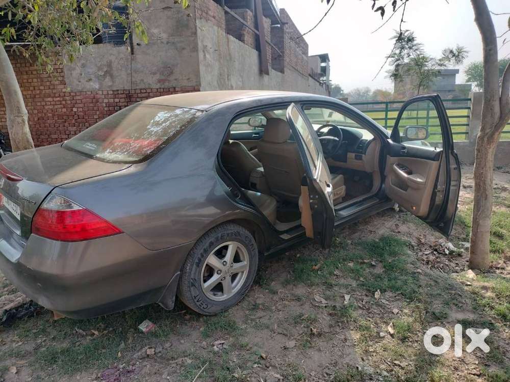 Honda Accord 2007 Petrol 62800 Km Driven.