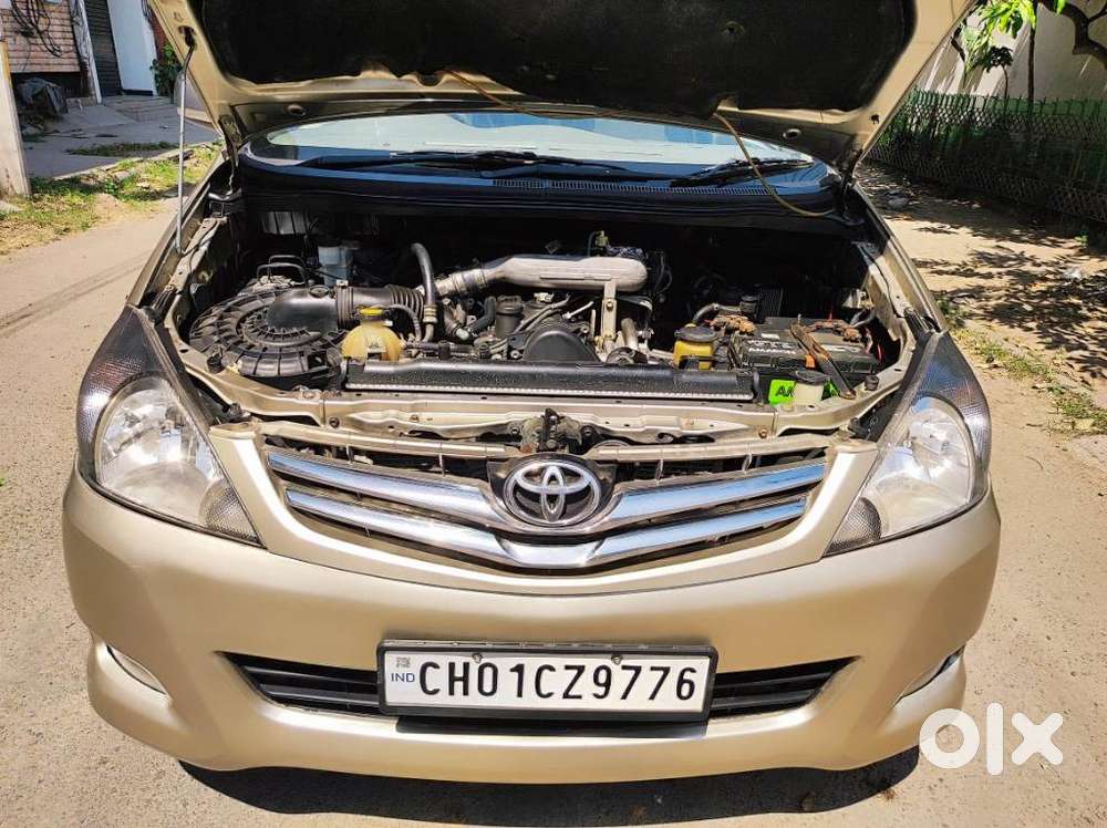 Toyota Innova 2.5 V 7 Str, 2009, Diesel