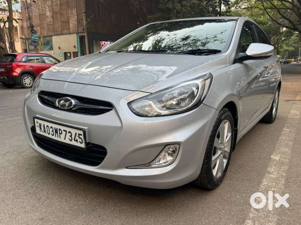 Hyundai Verna Fluidic 1.6 Vtvt Sx Opt, 2011, Petrol