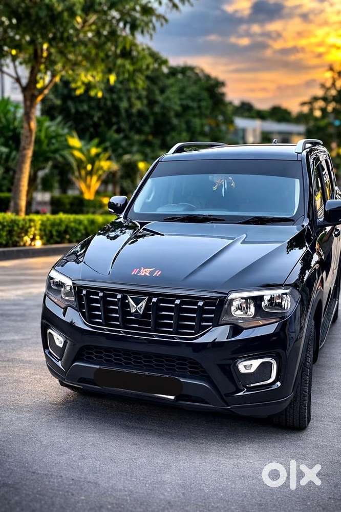 Mahindra Scorpio N Black Colour 2024