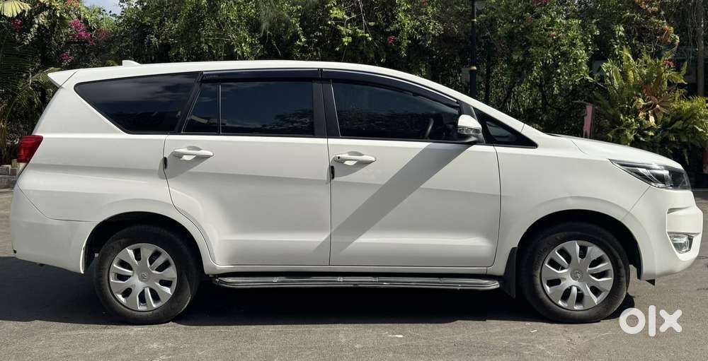Toyota Innova Crysta [2020-ongoing] 2.4 Gx 7 Str, 2025, Diesel