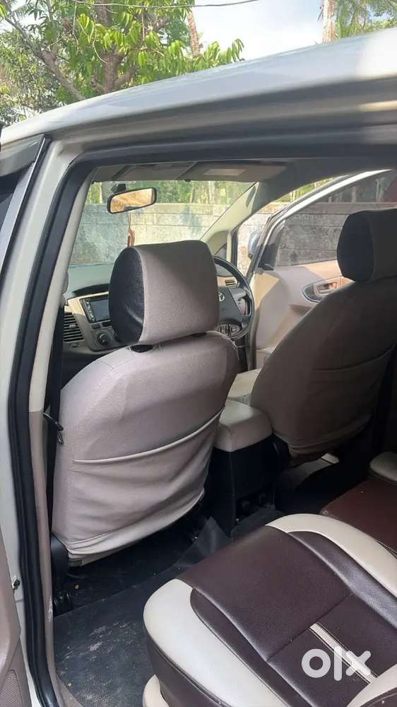 Toyota Innova 2015 Diesel Well Maintained