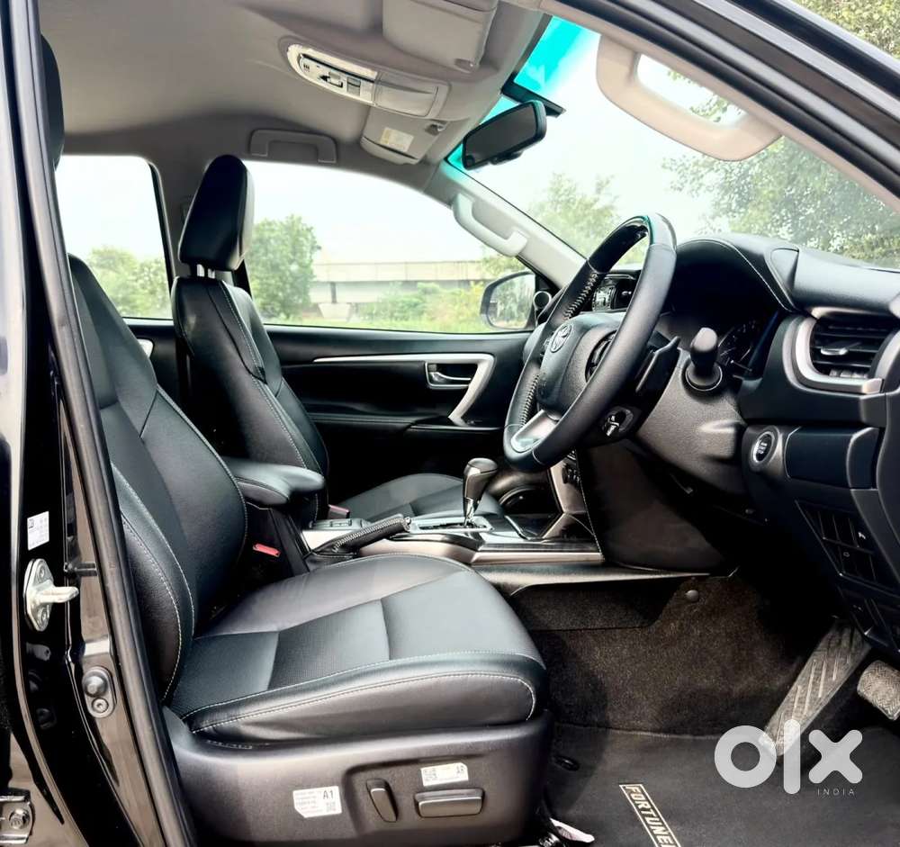 Toyota Fortuner [2021-ongoing] 2.7 2wd Petrol At, 2024, Petrol