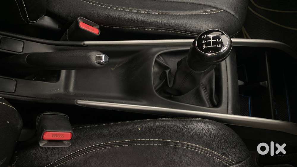 Maruti Suzuki Baleno 1.2 Delta, 2017, Petrol