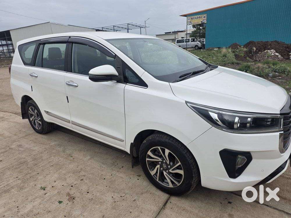 Toyota Innova Crysta 2.4 V 8 Str, 2021, Diesel