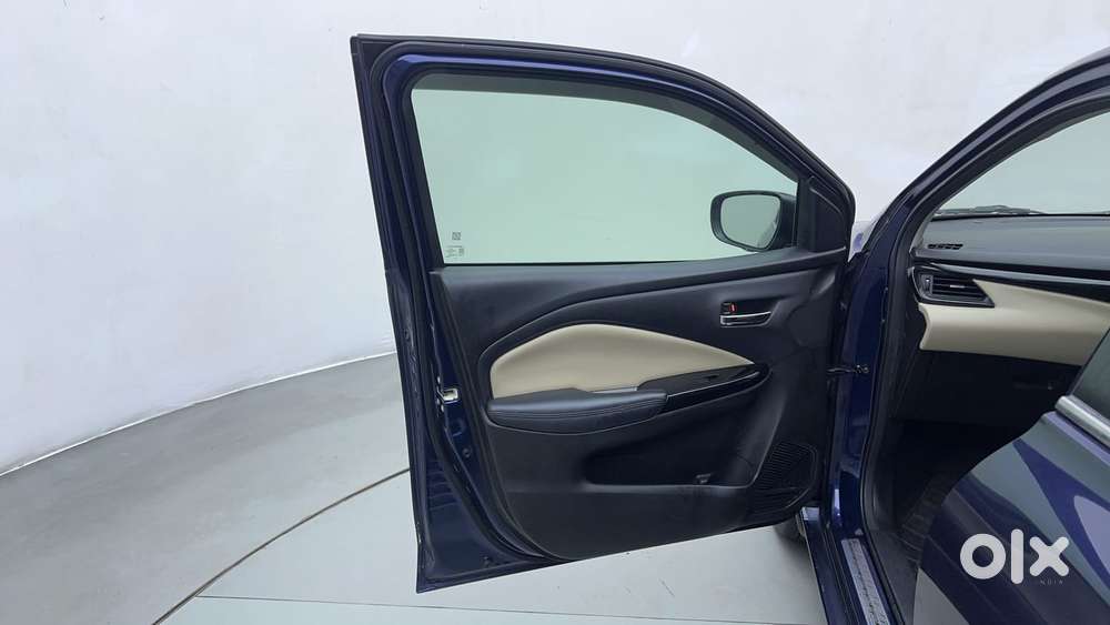 Toyota Glanza 1.2 V Amt, 2022, Petrol