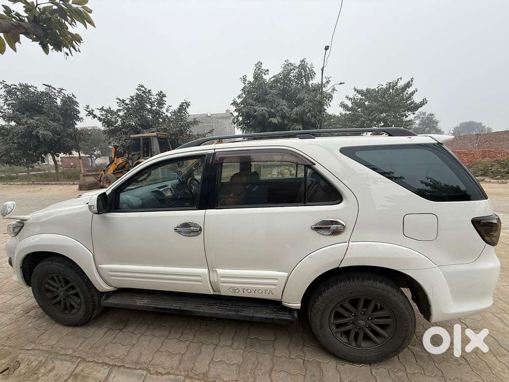 Toyota Fortuner 2013 Diesel Well Maintained