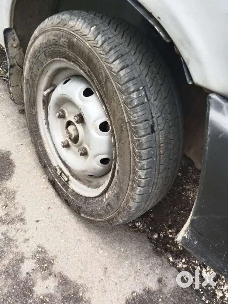 Maruti Suzuki 800 2013