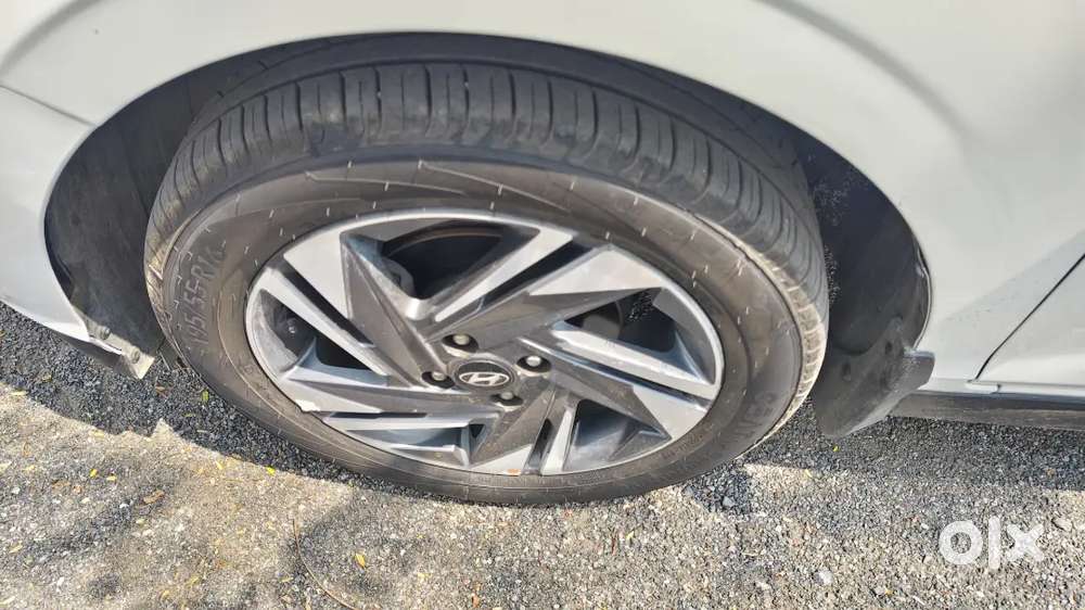 Hyundai I20 Asta 50k Driven,showroom Condition Sunroof