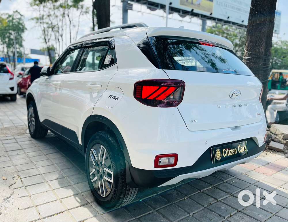 Hyundai Venue Sx Plus Turbo Dct, 2022, Petrol
