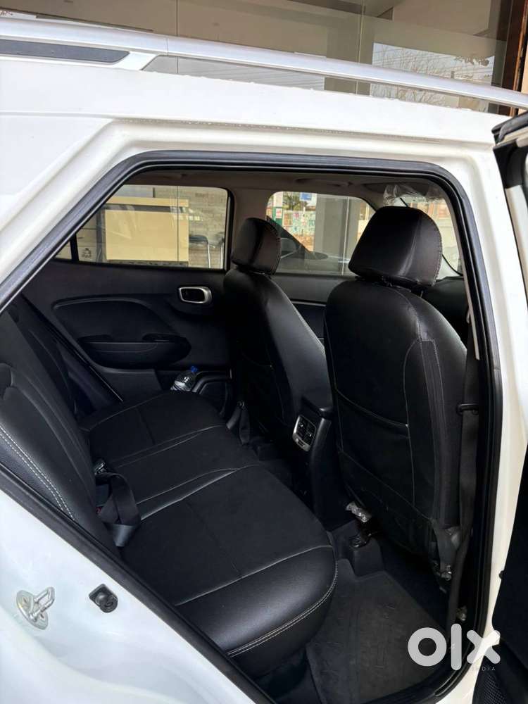 Hyundai Venue 2019 Diesel Well Maintained