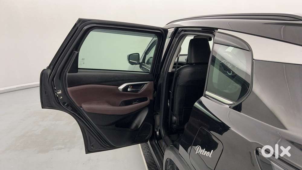 Maruti Suzuki Grand Vitara 1.5 Alpha Smart Hybrid, 2023, Petrol