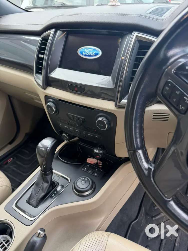 2018 Ford Endeavour 3.2 Titanium 4x4 At | 1st Owner | 74,000 Km