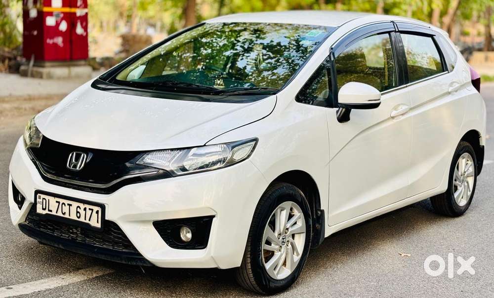 Honda Jazz V Mt Privilege, 2015, Petrol