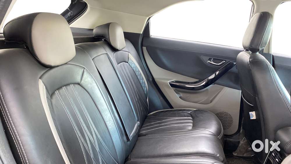 Tata Nexon 1.2 Revotron Xza Plus, 2019, Petrol