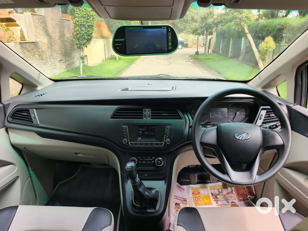 Mahindra Marazzo M4 8str, 2019, Diesel