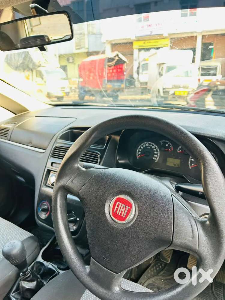 Fiat Punto Active 2011 Diesel Car