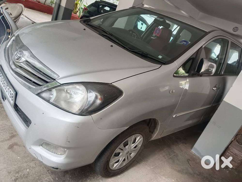 Toyota Innova 2.5 G (diesel) 8 Seater, 2009, Diesel
